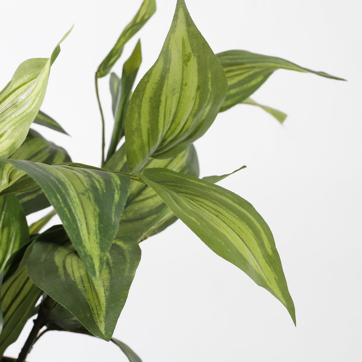 Glimmerdekorationen – Künstliche Hosta-Pflanze im Blumentopf Stan – H65 x Ø40 cm – Grün