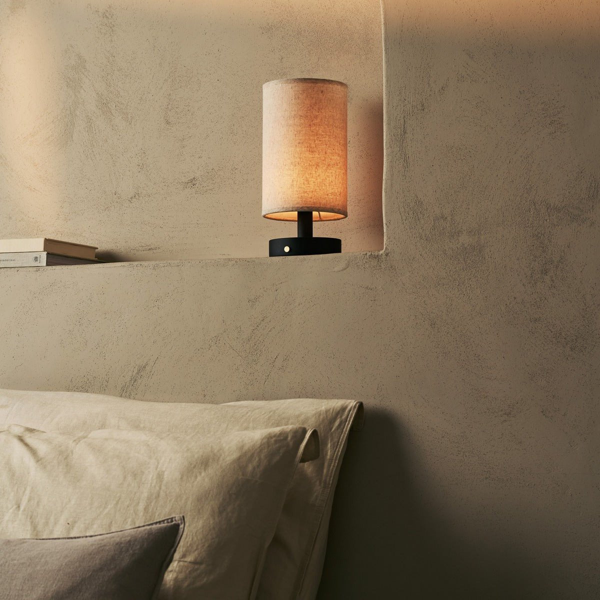 Tavellio-Amsterdam - Ben zwart houten tafellamp - Oplaadbaar en dimbaar