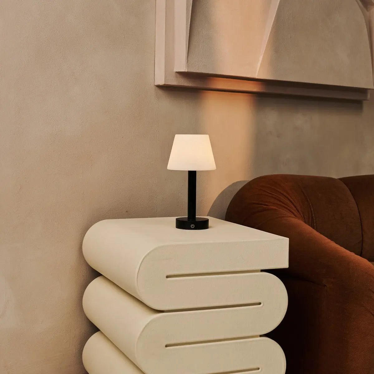 Tavellio-Amsterdam - Zoë Zwarte Houten Oplaadbare Tafellamp | Dimbaar en draagbaar | Batterijduur van 80 uur