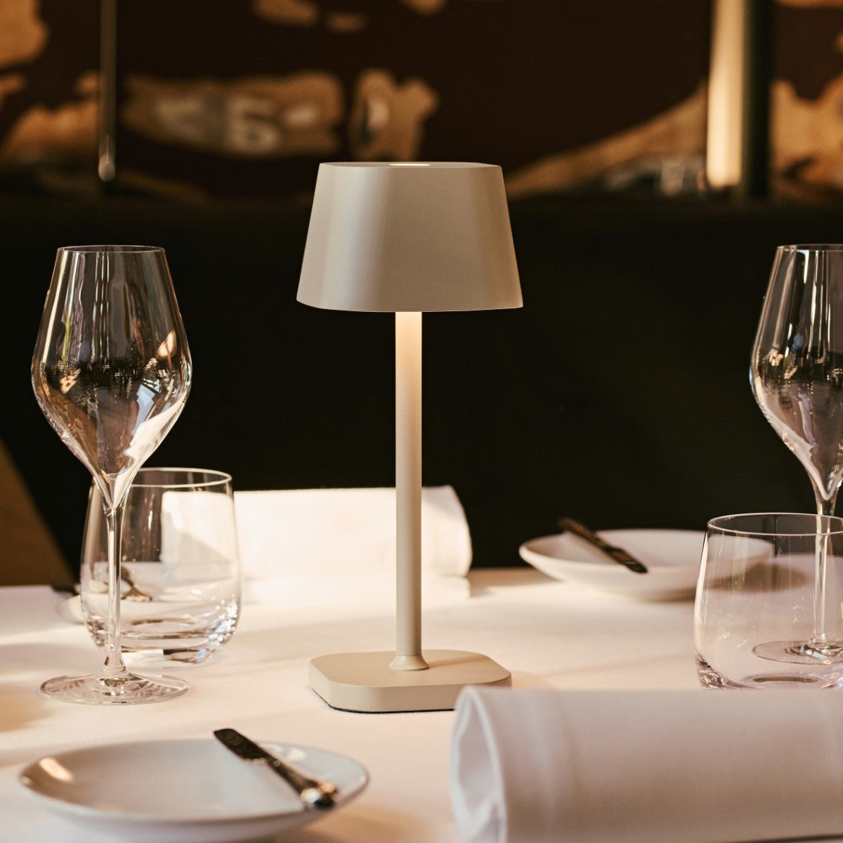 Tavellio-Amsterdam - Ava Shadow Gray - Oplaadbare tafellamp | Stijlvol, draadloos en dimbaar