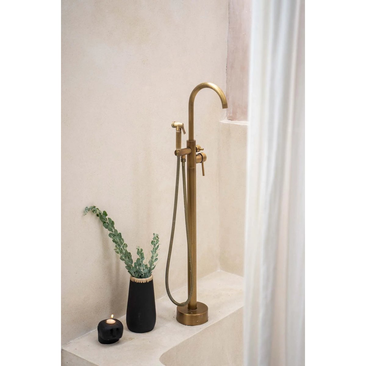 Bazar Bizar - Vaas 'Sneaky' (Zwart Naturel, M)