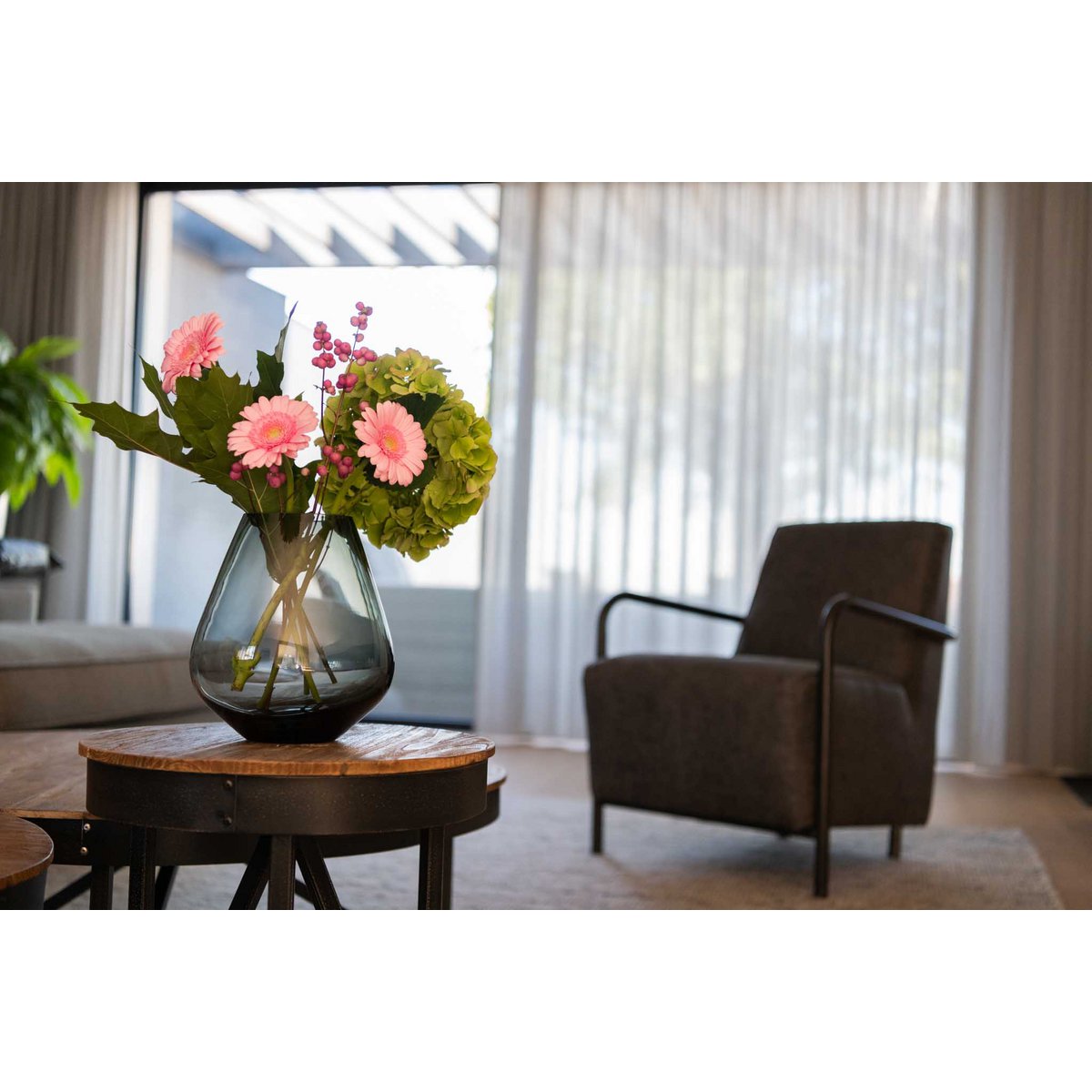 Vase the World - Tasman grey