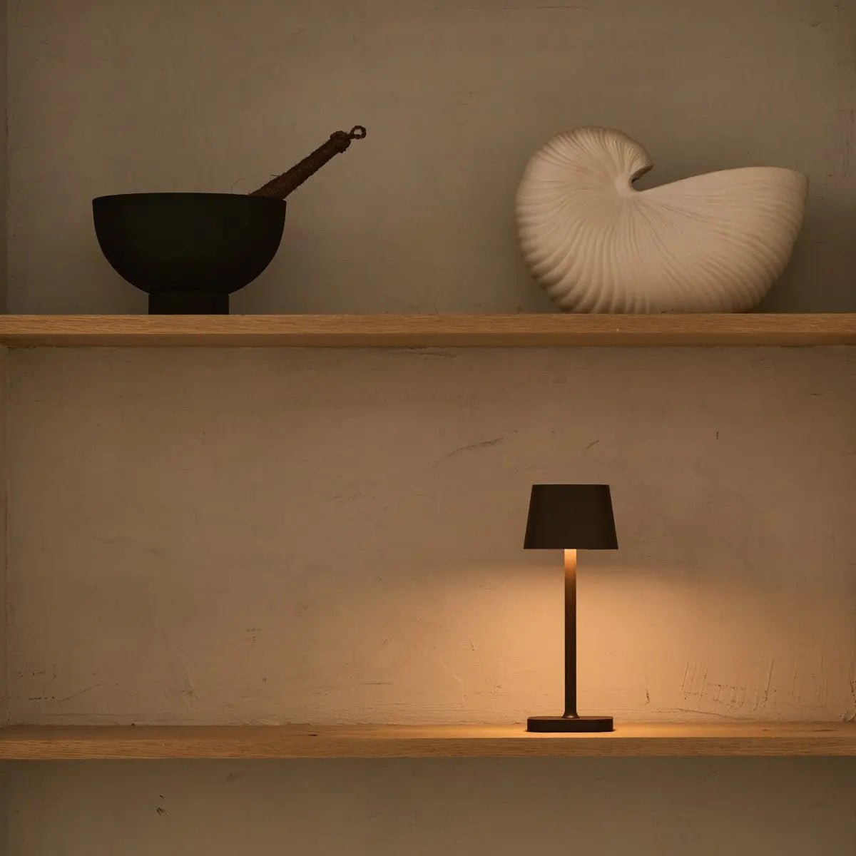 Tavellio-Amsterdam - Ava Mokka Bruin - Oplaadbare tafellamp | Stijlvol, draadloos en dimbaar