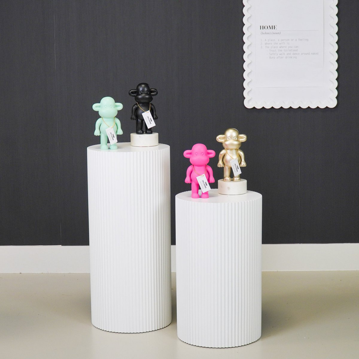 Housevitamin - Ornament - Monkey Figurine 'The Legend' - Polyresin - Mintgreen - 11x7x19cm