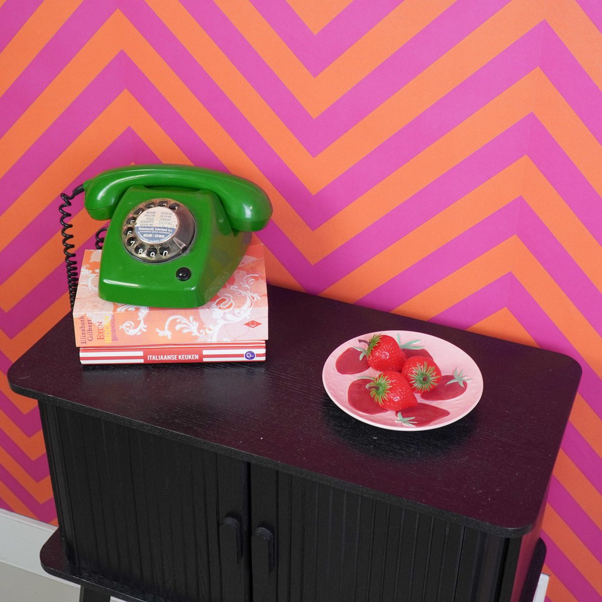 Housevitamin - Deco-plaat-aardbeien- roze/ rood- 17,5x17,5x2cm