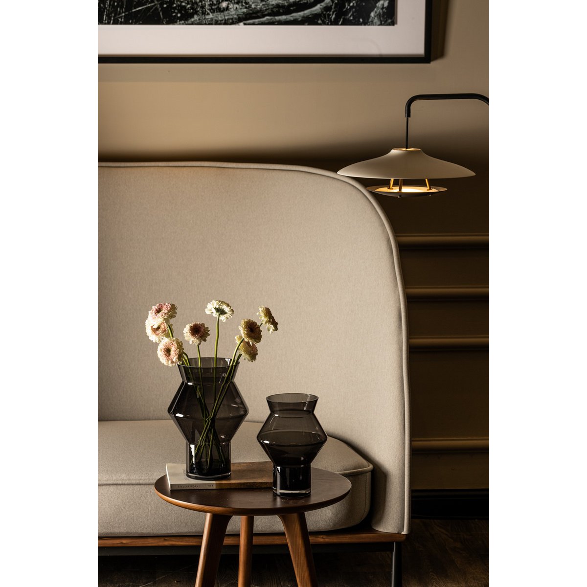 Element Accessories - Grote design vaas met grillige hoekige cilindrische vorm, donkergrijs hoogwaardig glas, CUZ14GR