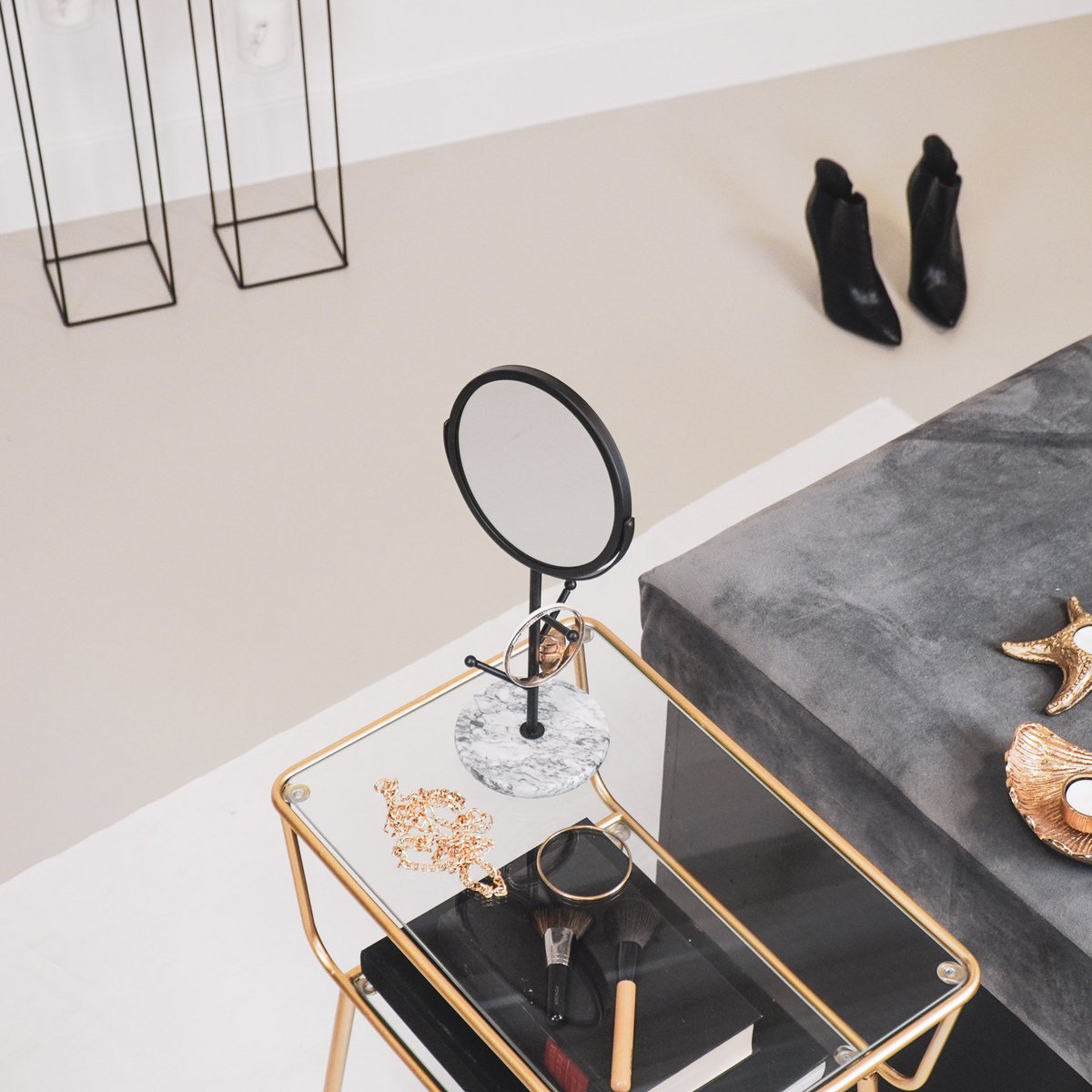 Housevitamin - Make-up spiegel 'Rene' (Zwart, 37cm)