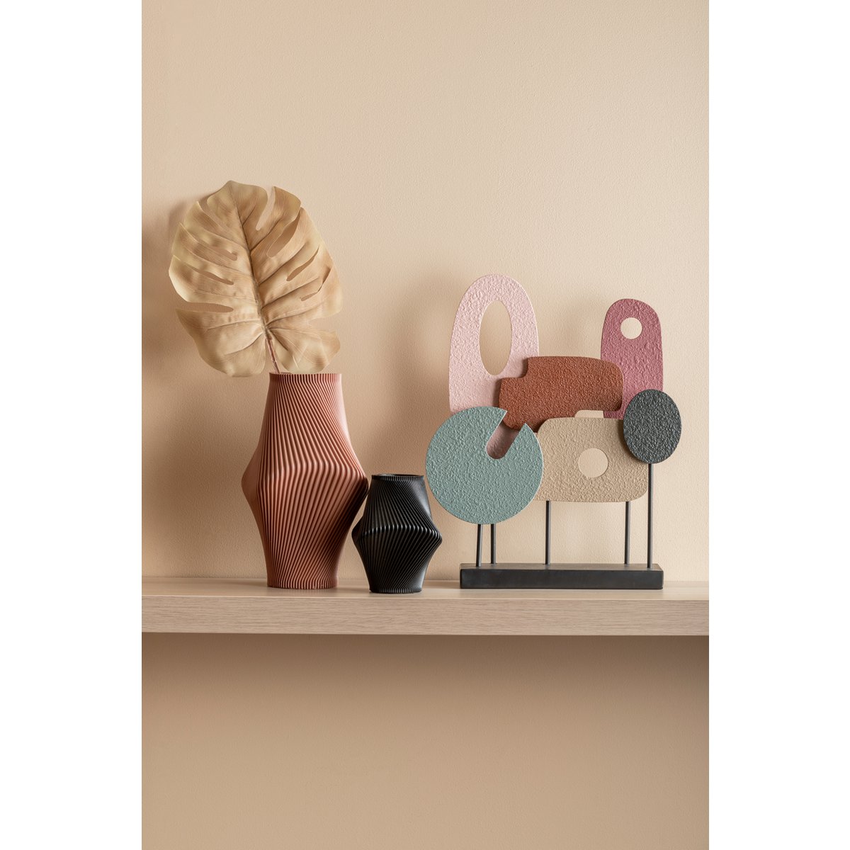 Present Time - Standbeeld abstracte kunst medium