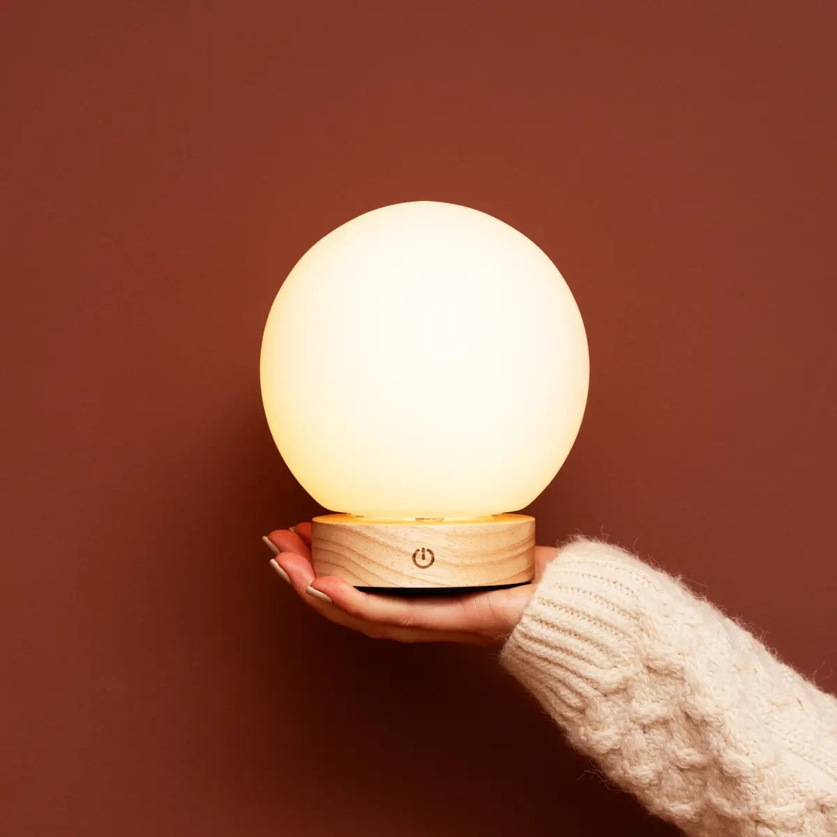 Tavellio-Amsterdam - Flore lichtbruine houten lamp met glazen lamp - oplaadbaar en dimbaar draadloos licht