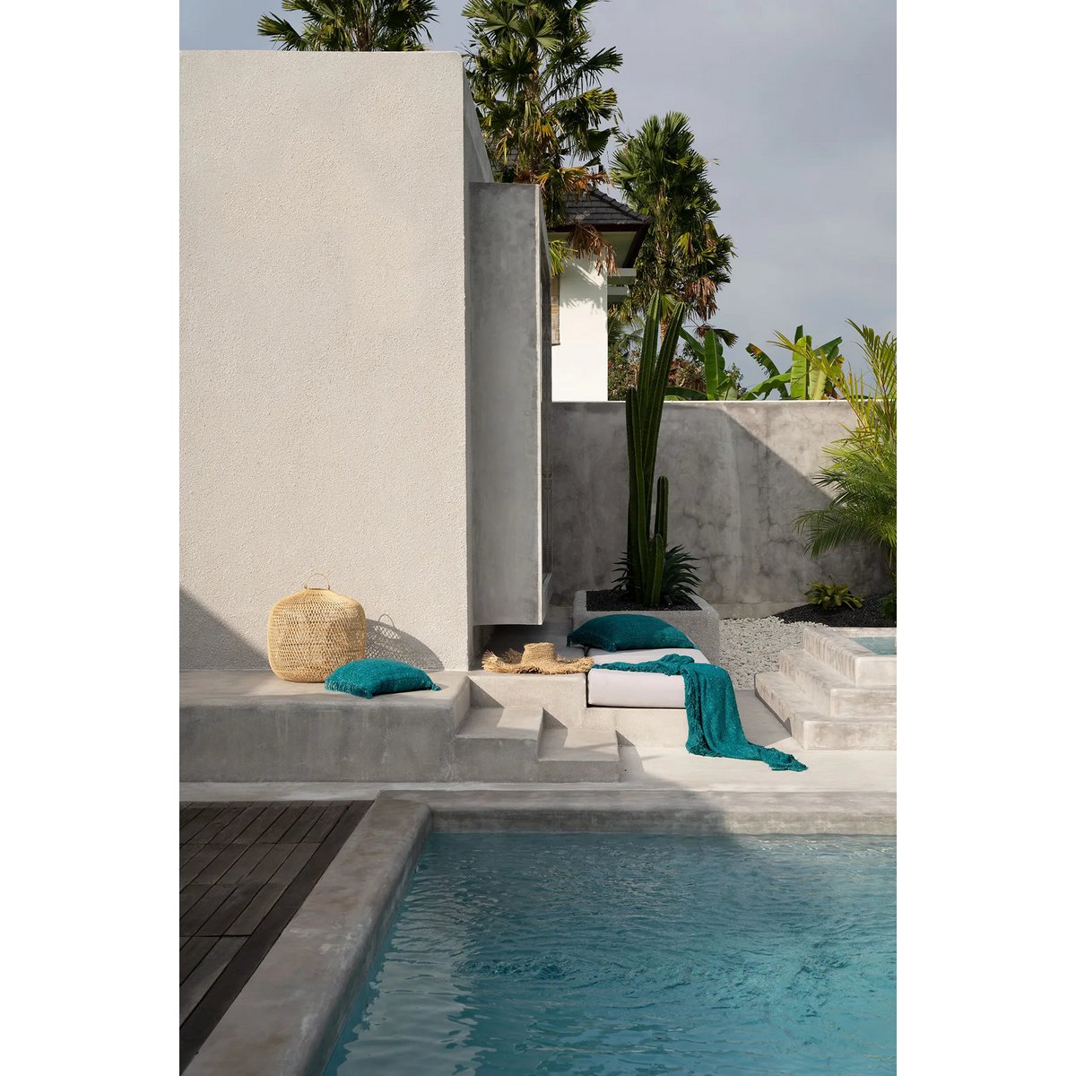 Bazar Bizar - Hängelampe 'Batu Bolong' (Natur, M)