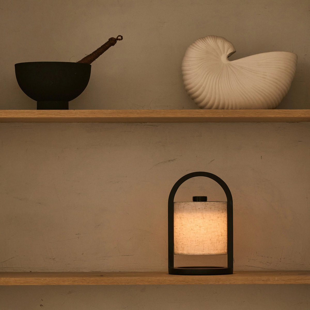 Tavellio-Amsterdam - River Black draadloze houten lamp – Oplaadbaar en dimbaar