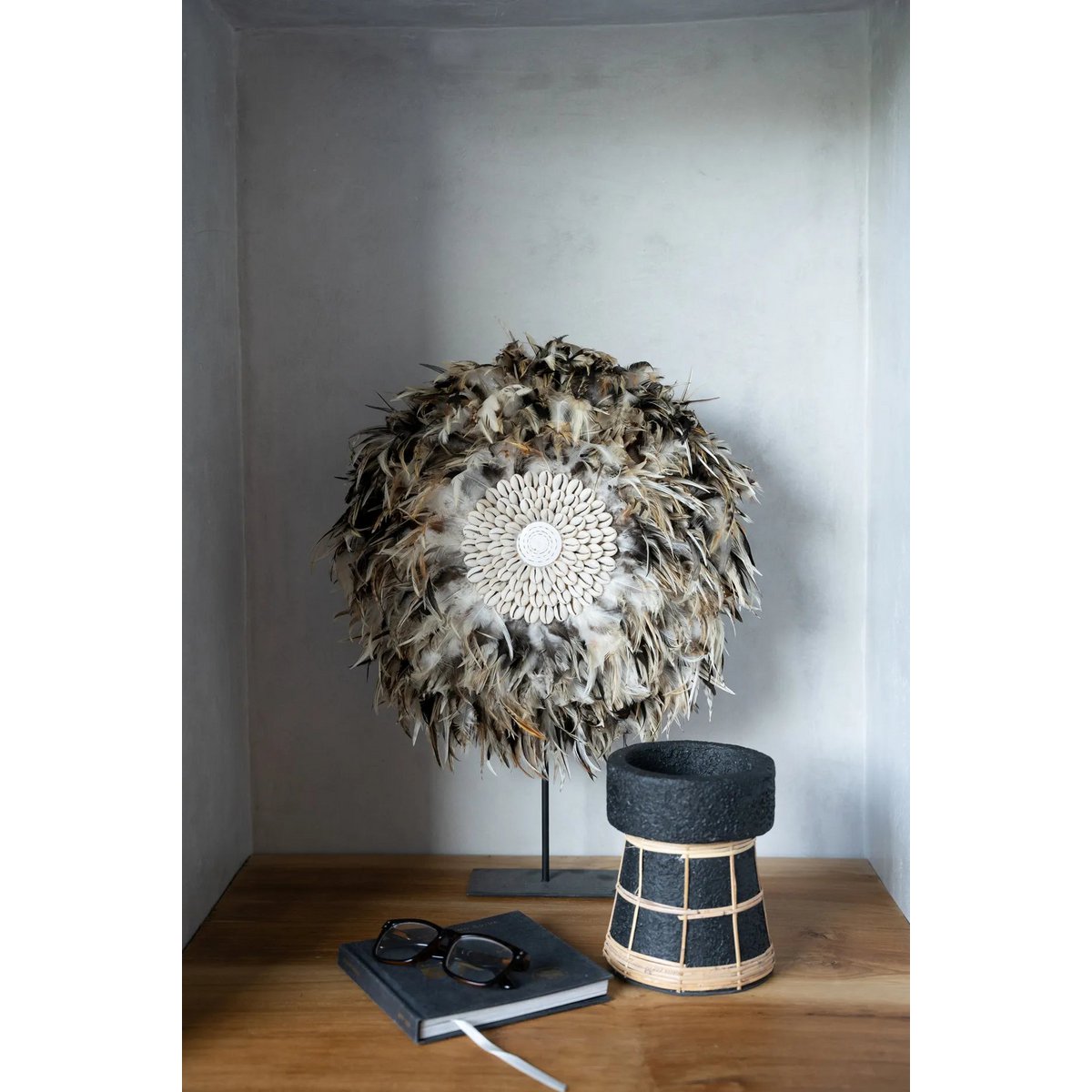 Bazar Bizar - Kaarsenhouder 'Serene' (Zwart Naturel, M)