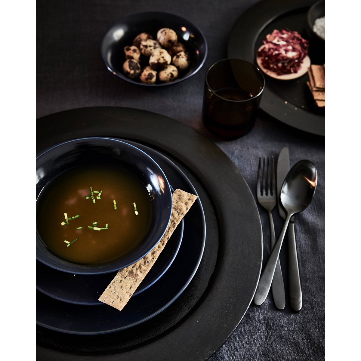 vtwonen - Under Plate Black 40cm