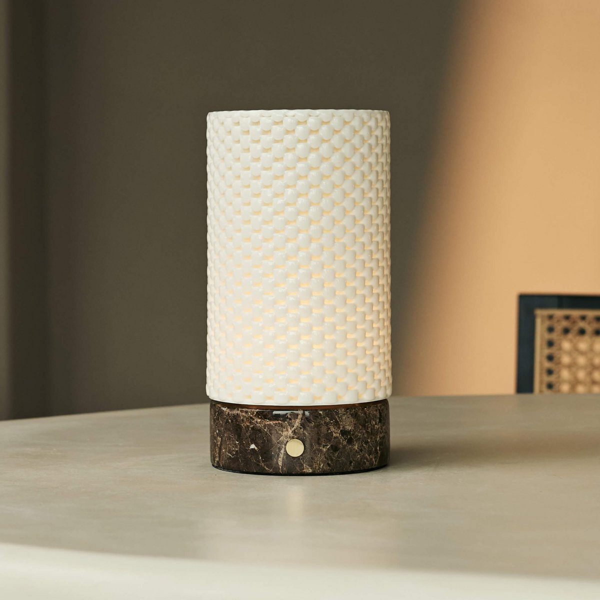 Tavellio-Amsterdam - Luna marmeren oplaadbare tafellamp in 3D-geprinte porselein-draadloos, dimbaar en tot 100 uur licht