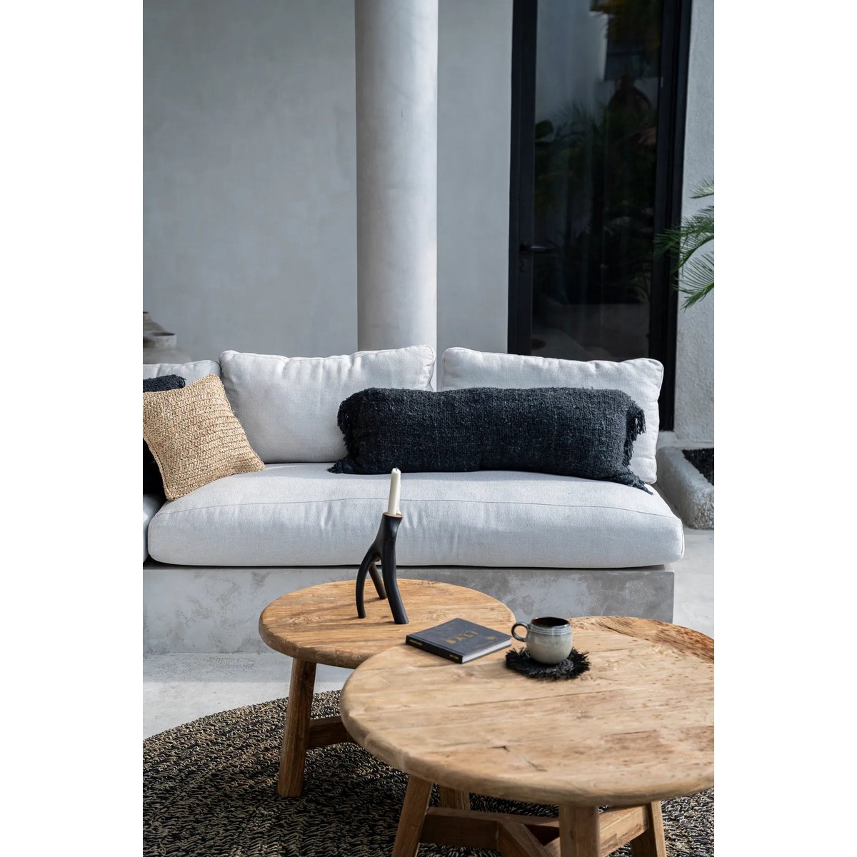 Bazar Bizar - Kussenhoes 'Oh My Gee' (35cm x 100cm, Zwart, Marine)