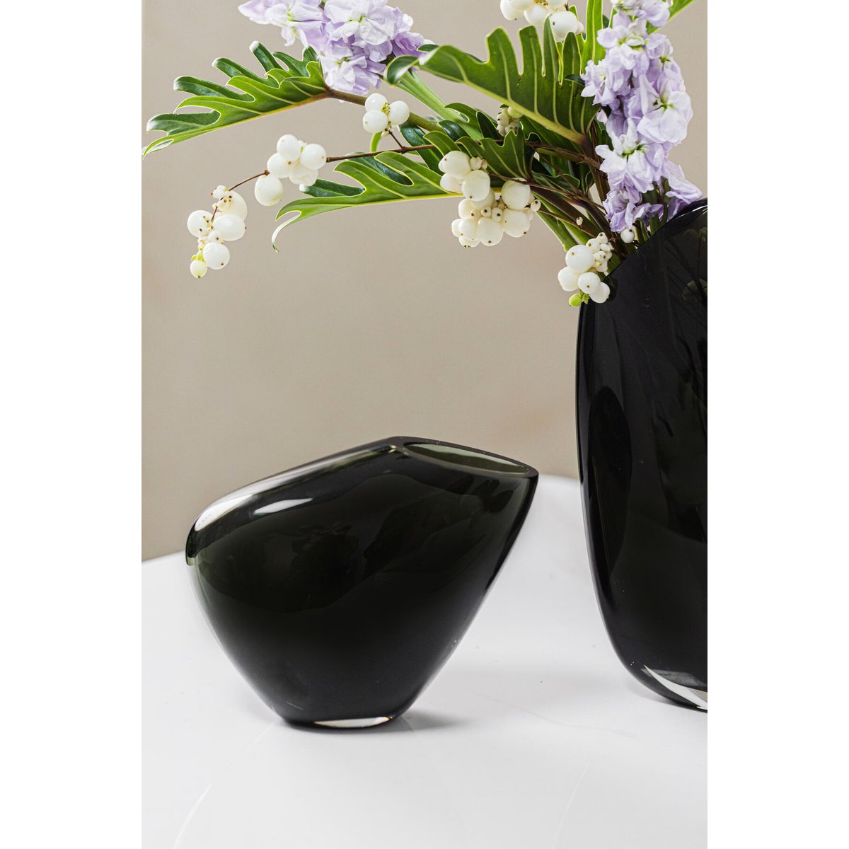 Element Accessories - Moderne vaas, hoge design organische vorm, KOOKY16GR