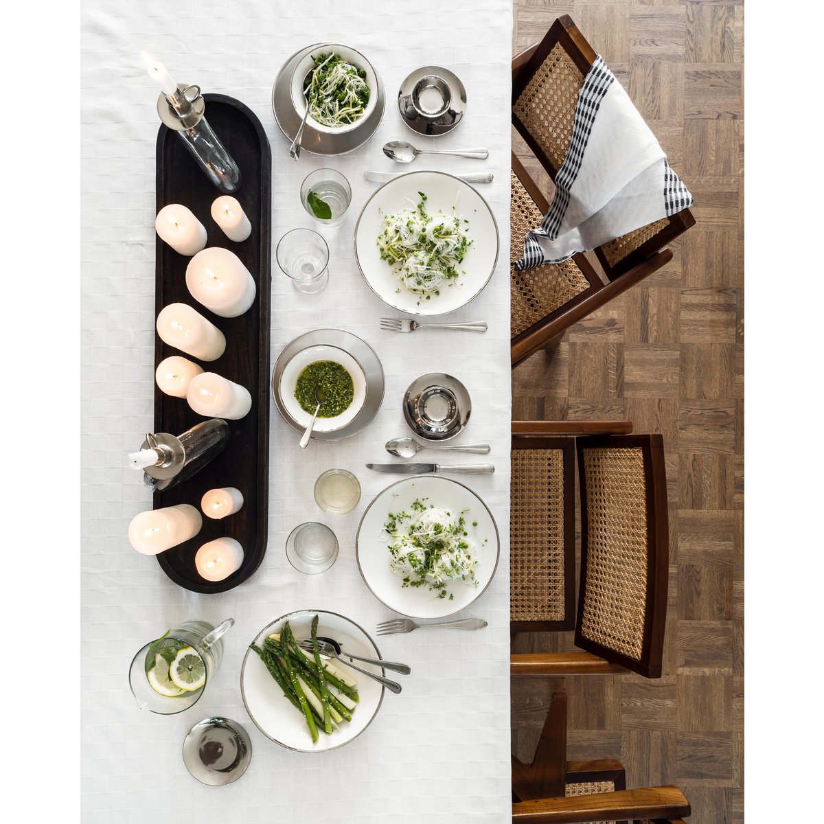 vtwonen - Rechteckiges Tablett 'Wood' (Schwarz, 120cm)