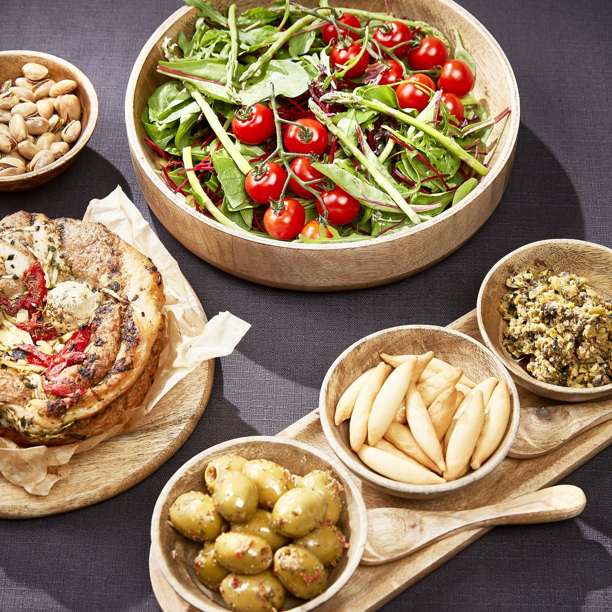 Mica Decorations - Tomar Schaaltjes en Dienblad - L35 x B12 x H5 cm - 100% FSC Mangohout - Lichtbruin