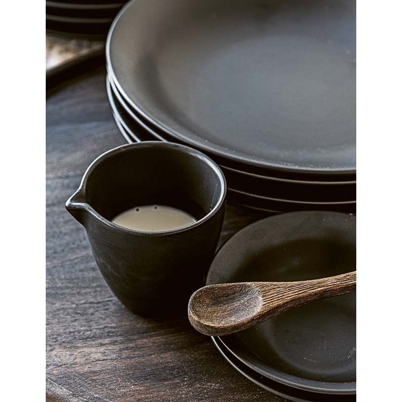 vtwonen - Bord 'Matt' (Matzwart, 35.5cm)