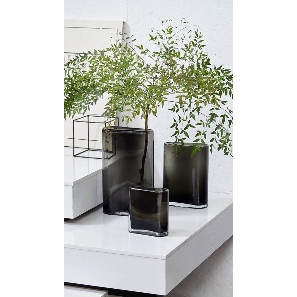 Element Accessories - Glazen vaas assymetrische eekhoorn vorm buis, serie: BADEN