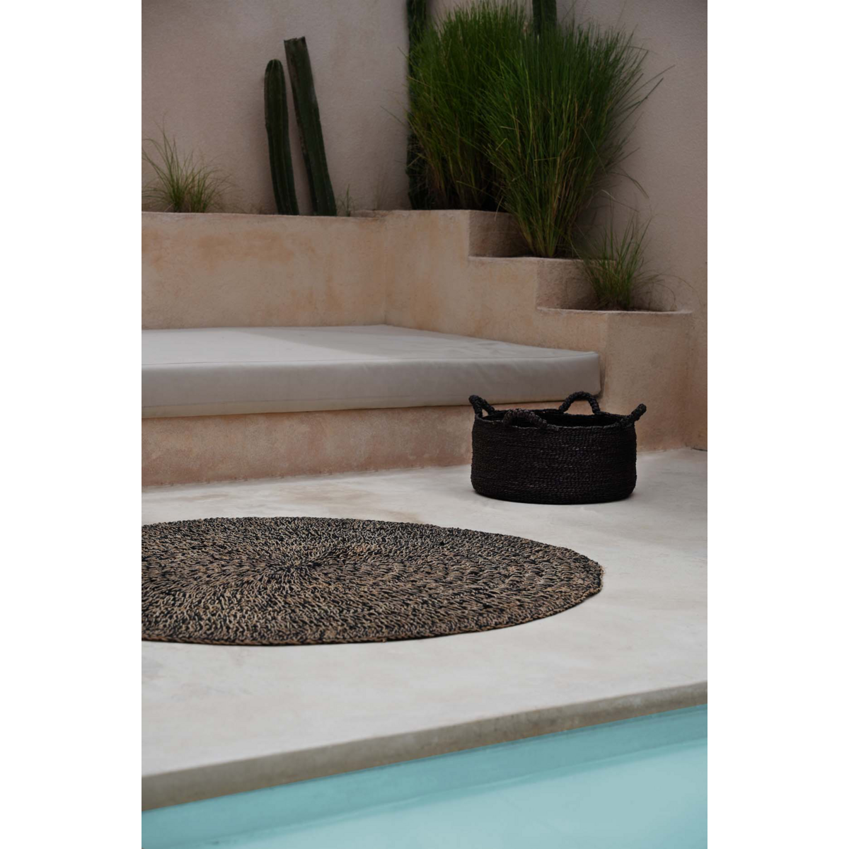 Bazar Bizar - Tapijt 'Seagrass' (Naturel Zwart, 200)