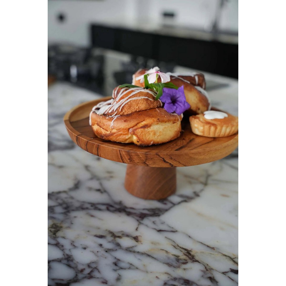 Bazar Bizar - The Teak Root Cake Dish - M