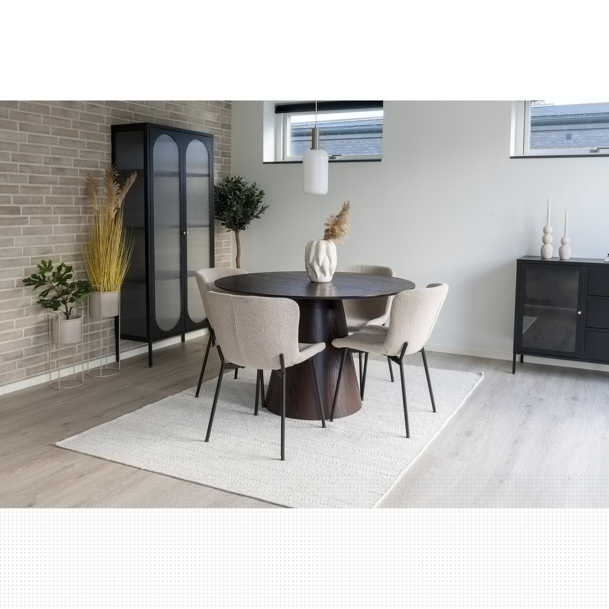 House Nordic - Maceda Dining Chair - Eetkamerstoel in bouclé, beige met zwarte poten - Set van 2