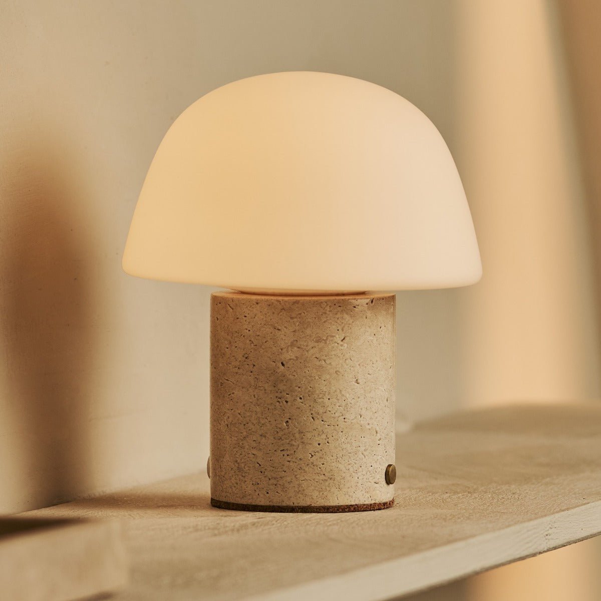 Tavellio-Amsterdam - Maes Beige / Travertino Classico - Elegante travertijn oplaadbare tafellamp, tot 100 uur verlichting, stijlvol en functioneel