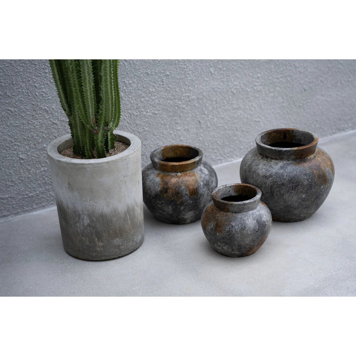 Bazar Bizar - Vase 'Funky' (Gris Antique, M)