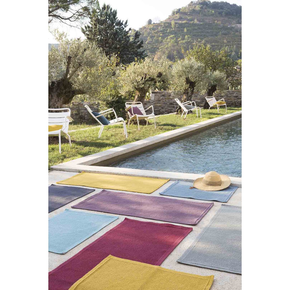 VIVARAISE - Tapis de bain uni Etia Indigo 54 x 64