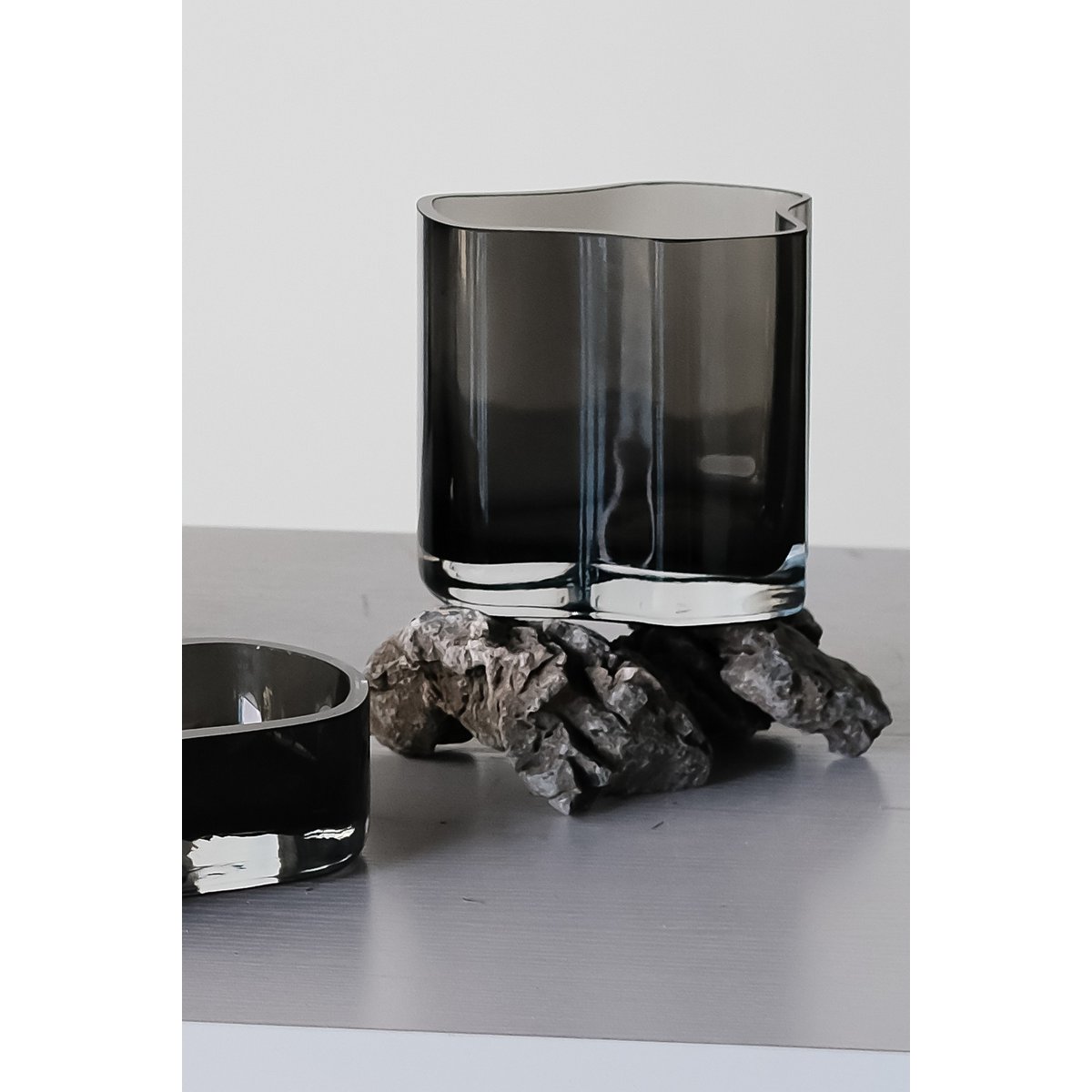 Element Accessories - Nieuwe moderne design vaas geïnspireerd op CORAL en Aalto, COR13 grijs