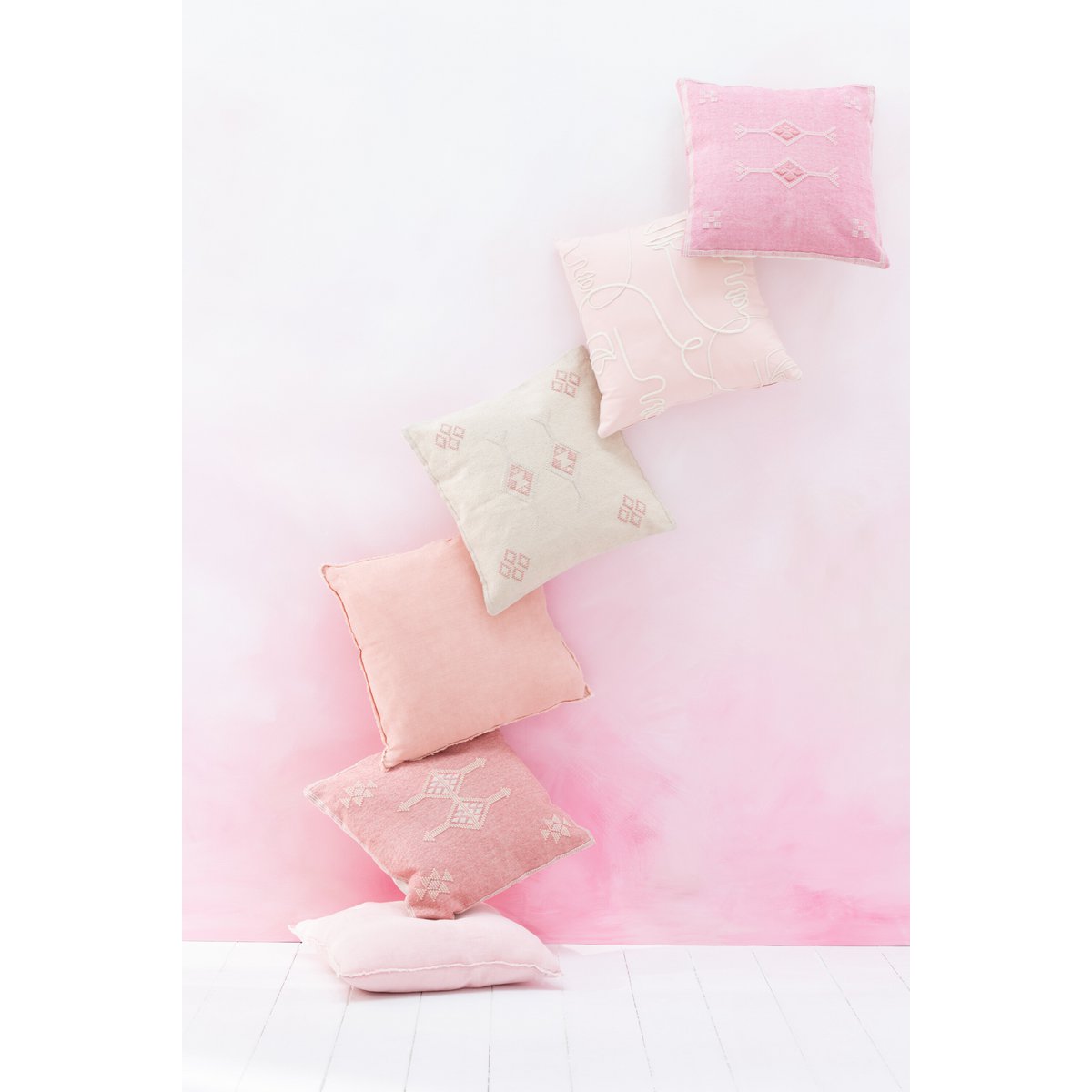 J-Line - Coussin Diamants + Flèches - Coton - Pêche/Rose