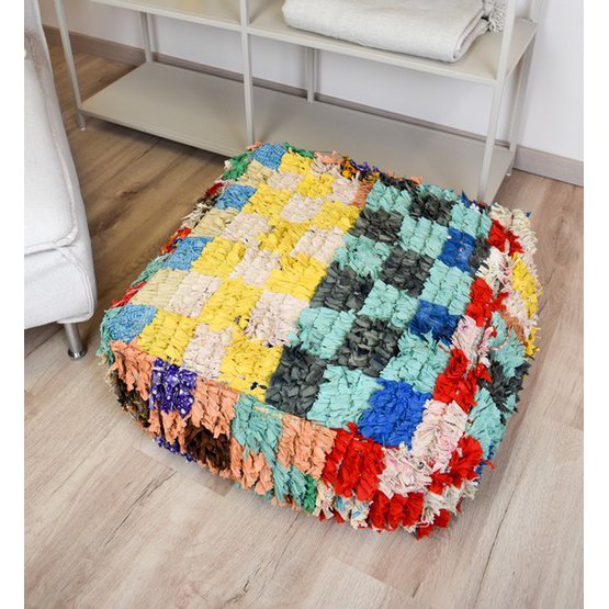 Poufs &amp; Kissen – Marokkanisches Bodenkissen – K986