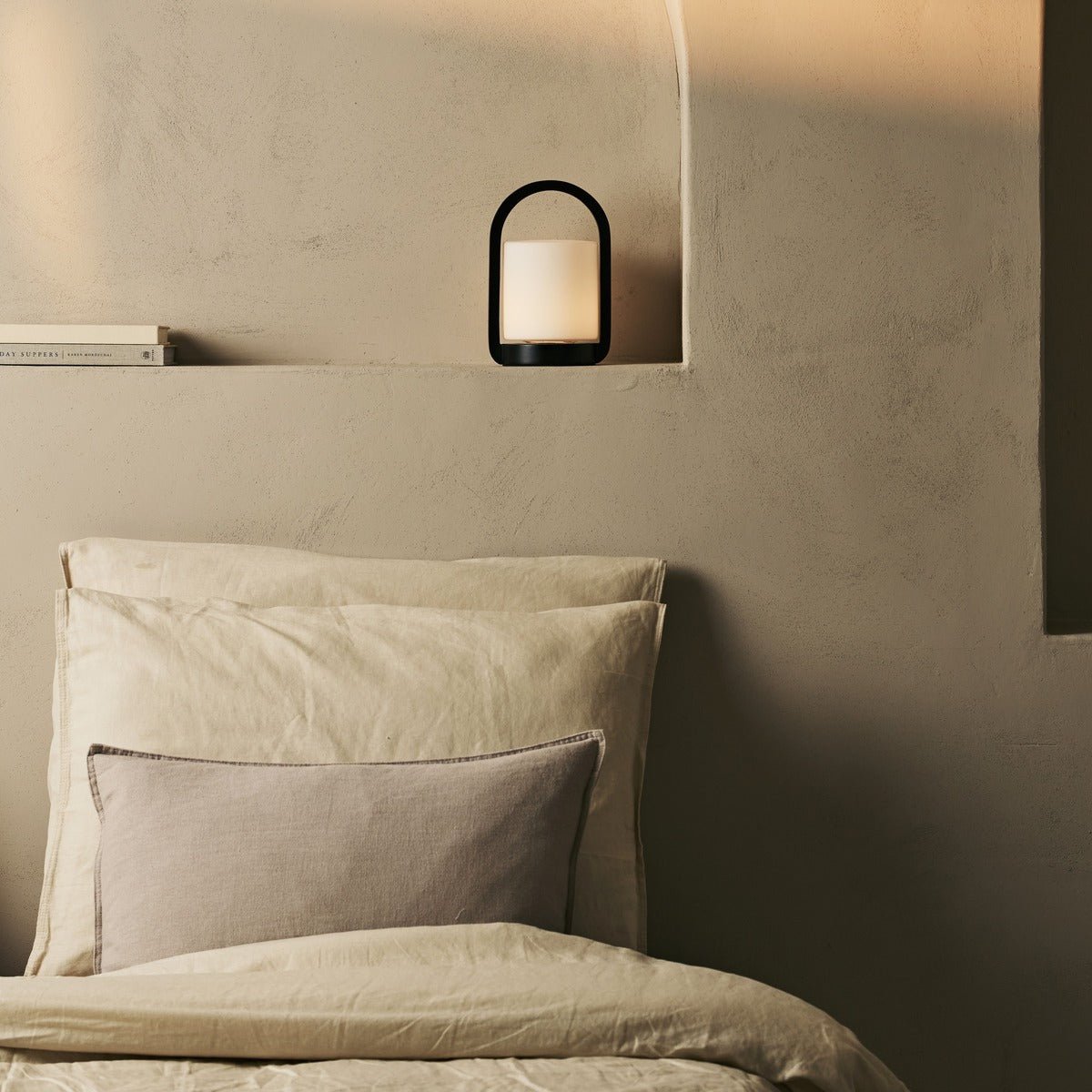 Tavellio-Amsterdam - George donkerbruine houten lamp – oplaadbaar, dimbaar en draagbaar