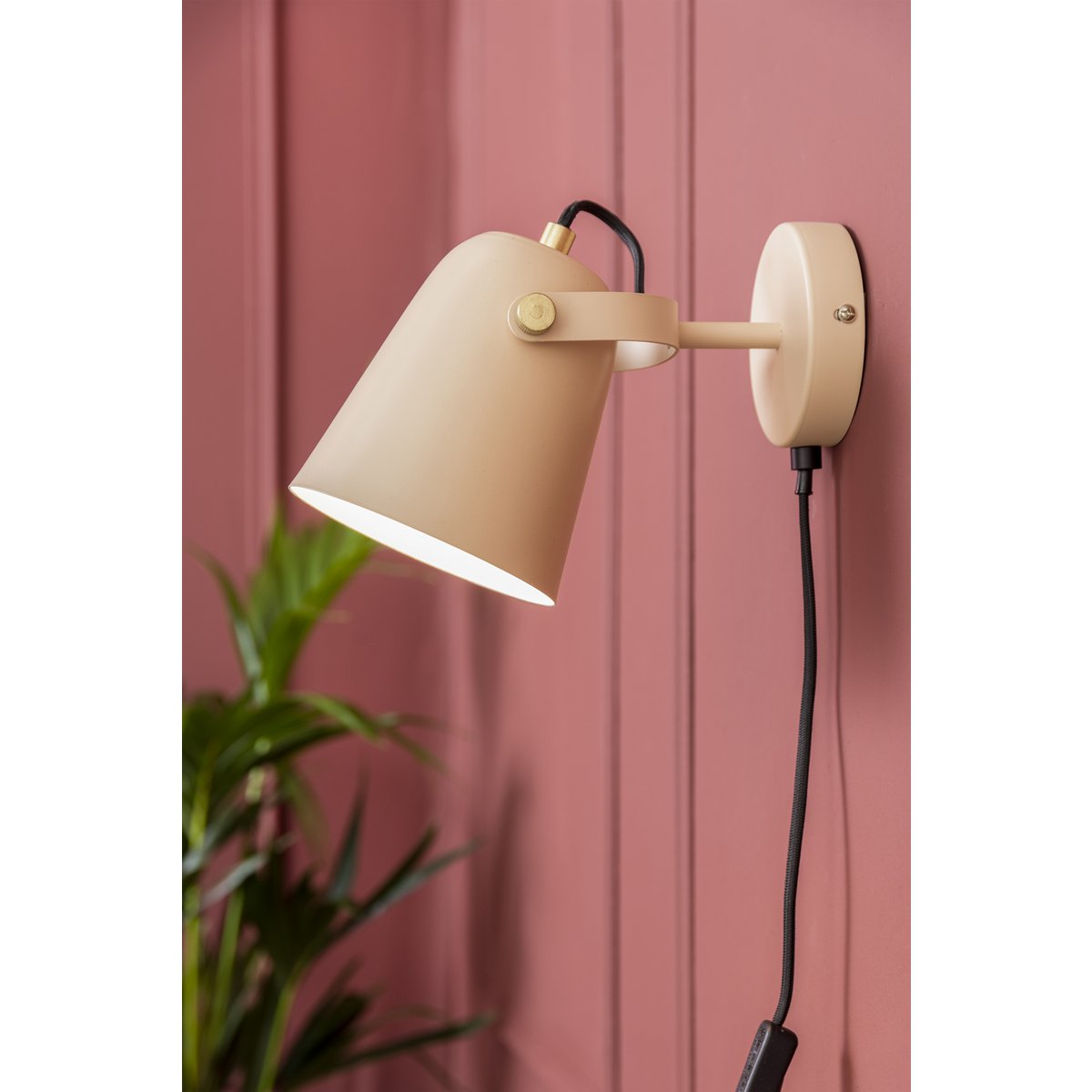 Leitmotiv - Wandlamp stabiel - LM2065GY