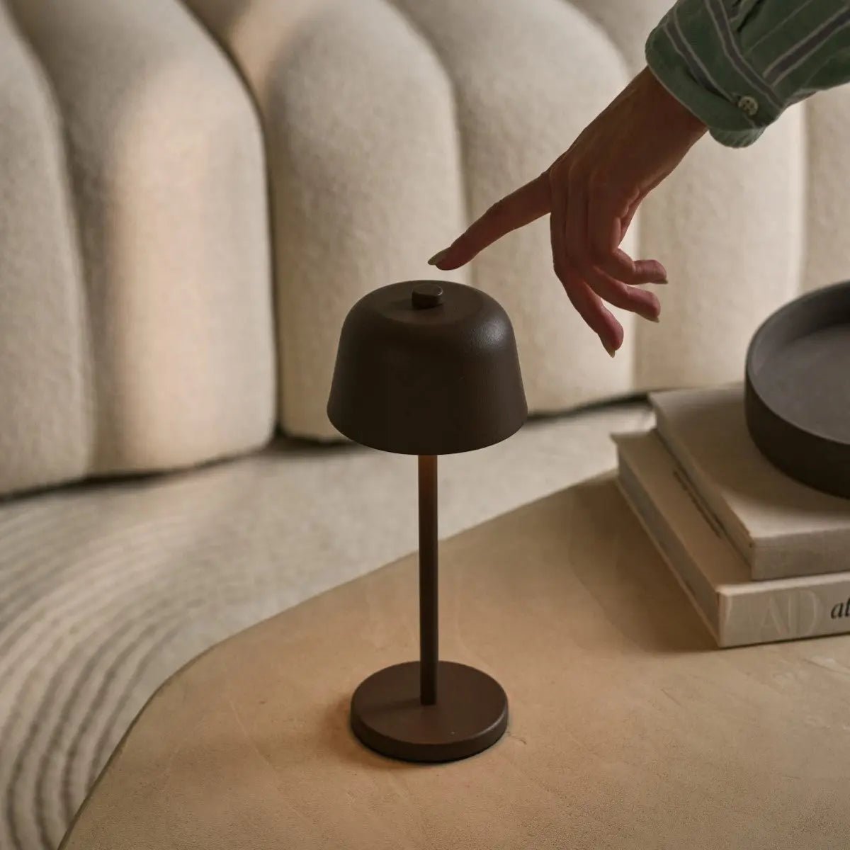 Tavellio-Amsterdam - Anton Mokka Bruin Oplaadbare Tafellamp | Strakke en draadloze verlichting