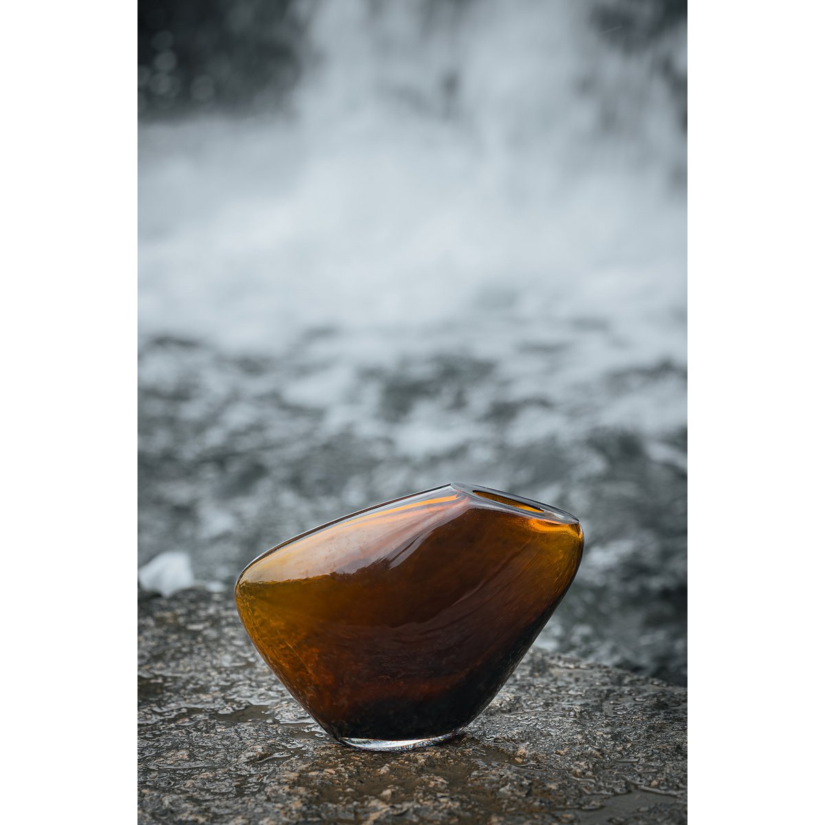 Element Accessories - Innovatieve designvaas, kiezelachtige organische vorm, KOOKY21AM