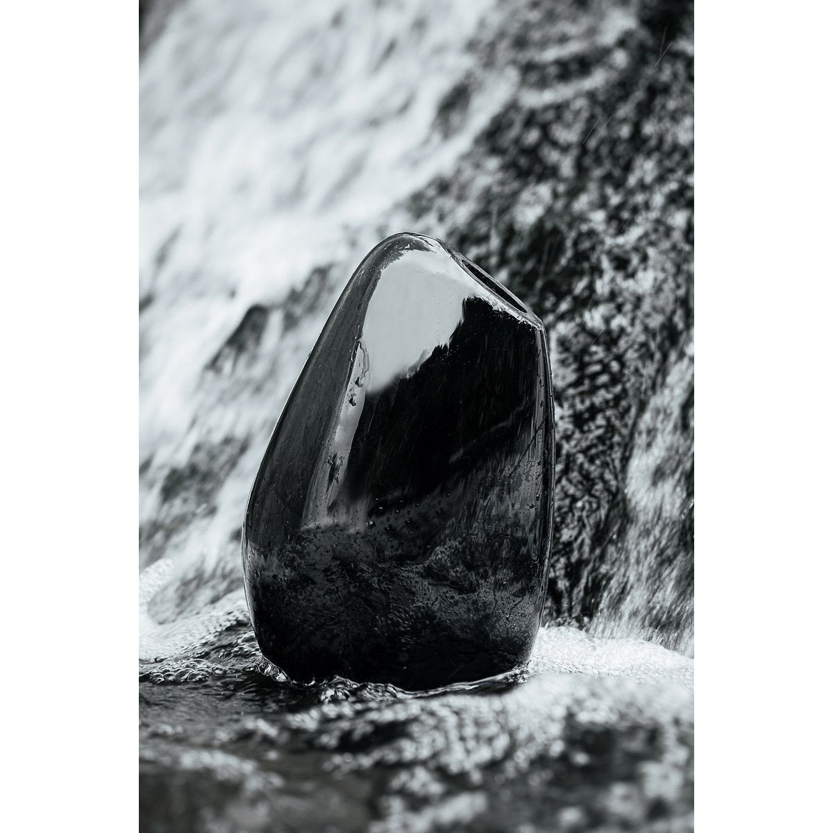 Element Accessories - Hoge moderne vaas van zeer innovatief sober design, KOOKY30GR