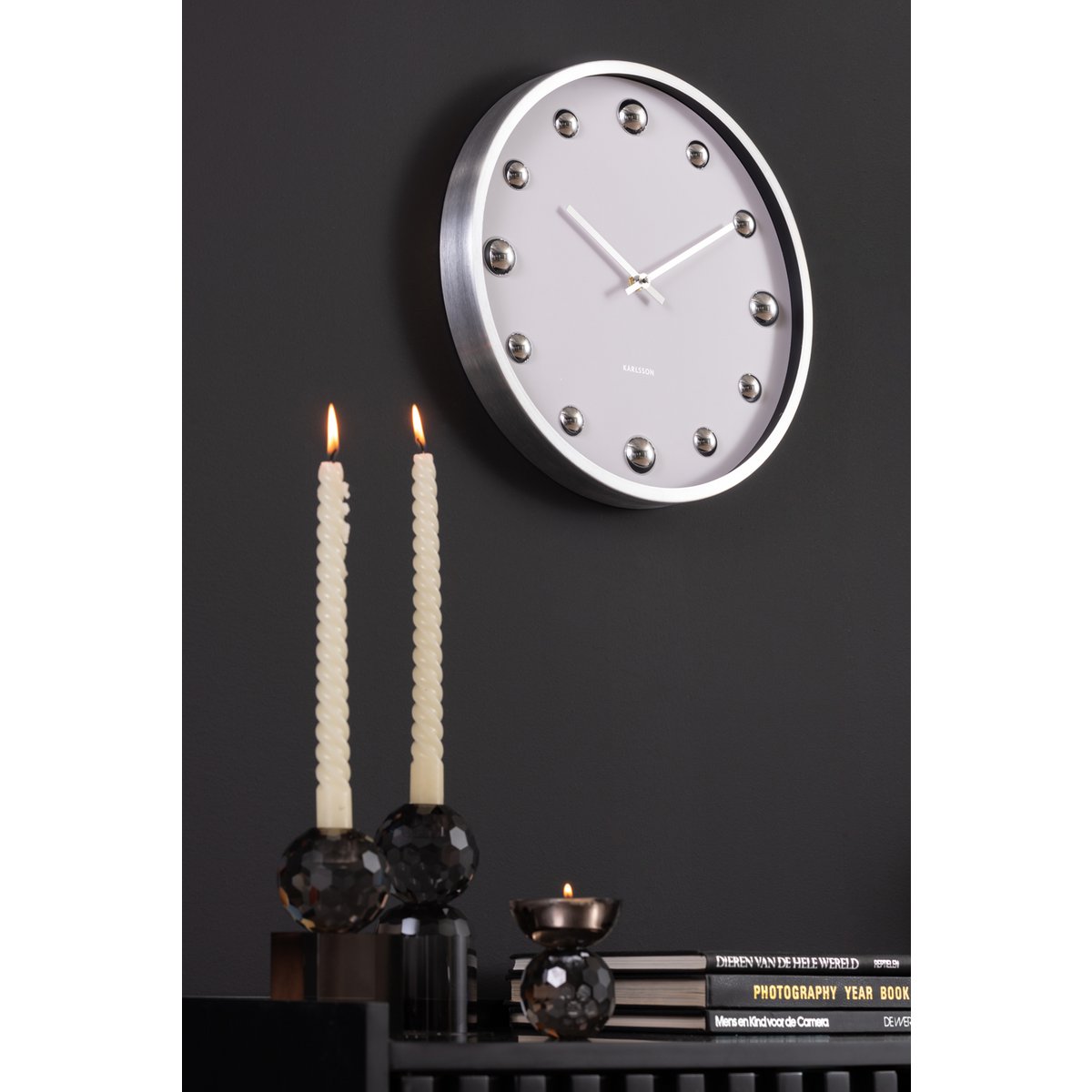 Karlsson - Horloge Murale Points Brillants - KA5971WH