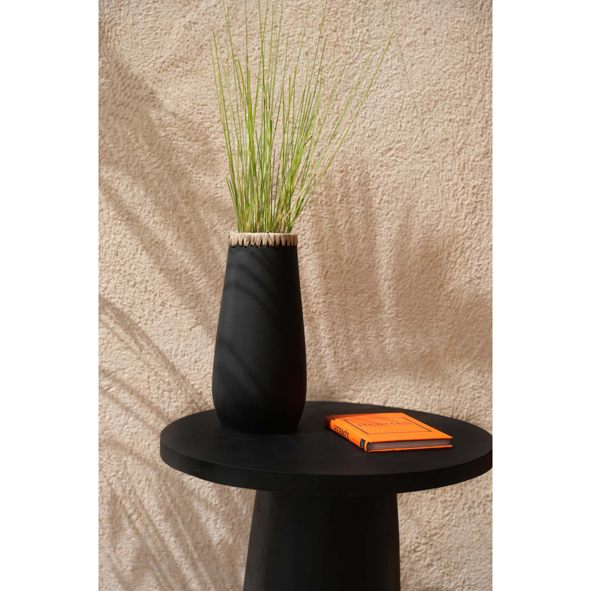 Bazar Bizar - Vase 'Sneaky' (Schwarz Natur, L)