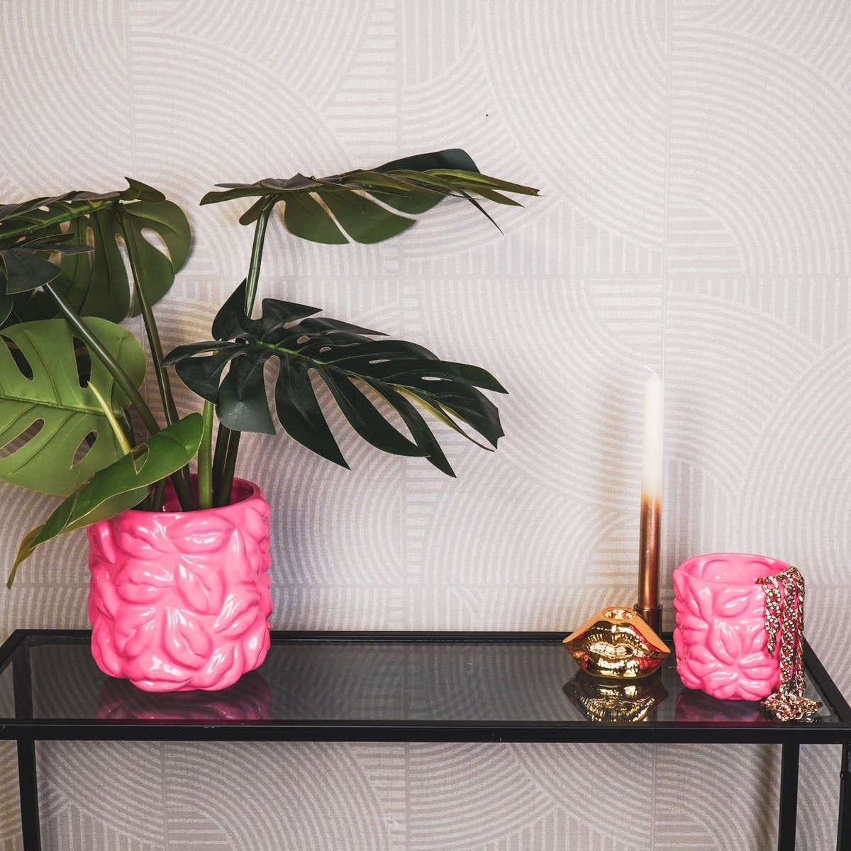 Housevitamin - Pot - Kisses - Keramiek - Neon Roze - 17,5x17,5x17,5cm