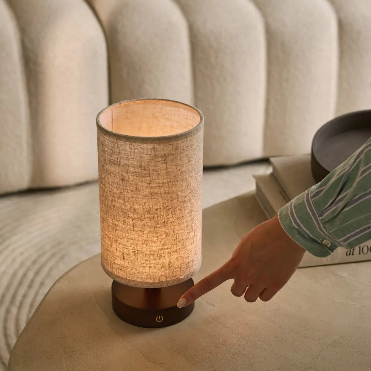 Tavellio-Amsterdam - Ben donkerbruine houten tafellamp - Oplaadbaar en dimbaar