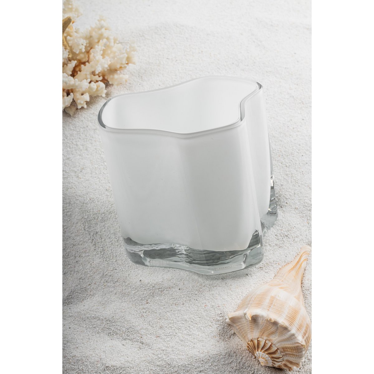 Element Accessories - Nieuwe moderne designvaas geïnspireerd op CORAL en Aalto, COR13WH