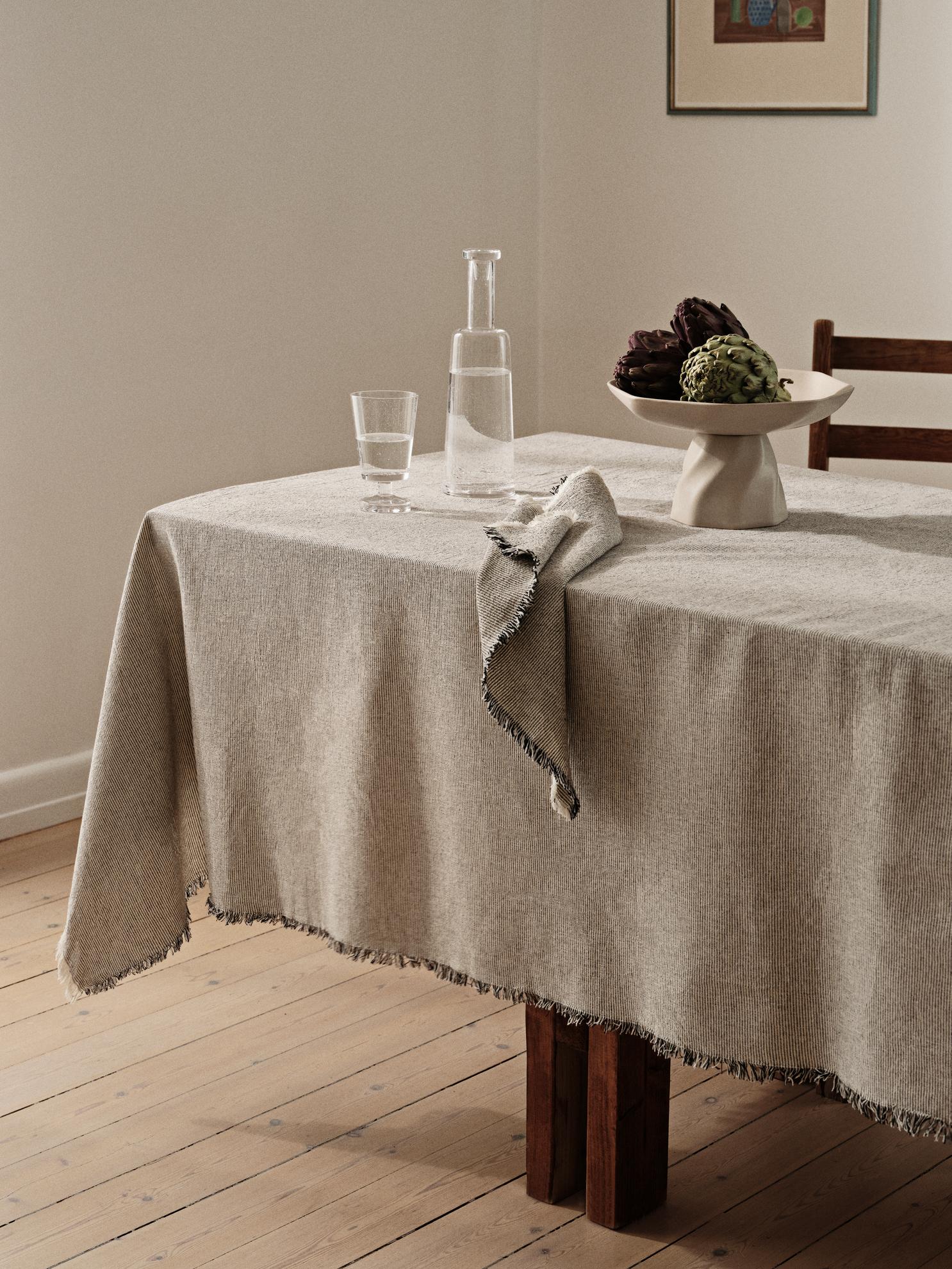 Broste Copenhagen - Nappe 'Elouise' - 160 cm x 300 cm, Noir/Blanc Cassé