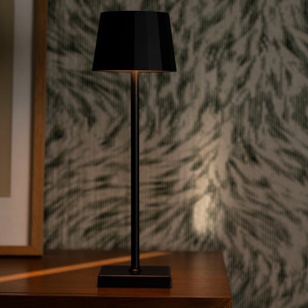 Tavellio-Amsterdam - William Black oplaadbare ijzeren tafellamp | Dimbaar en draagbaar | Batterijduur van 100 uur