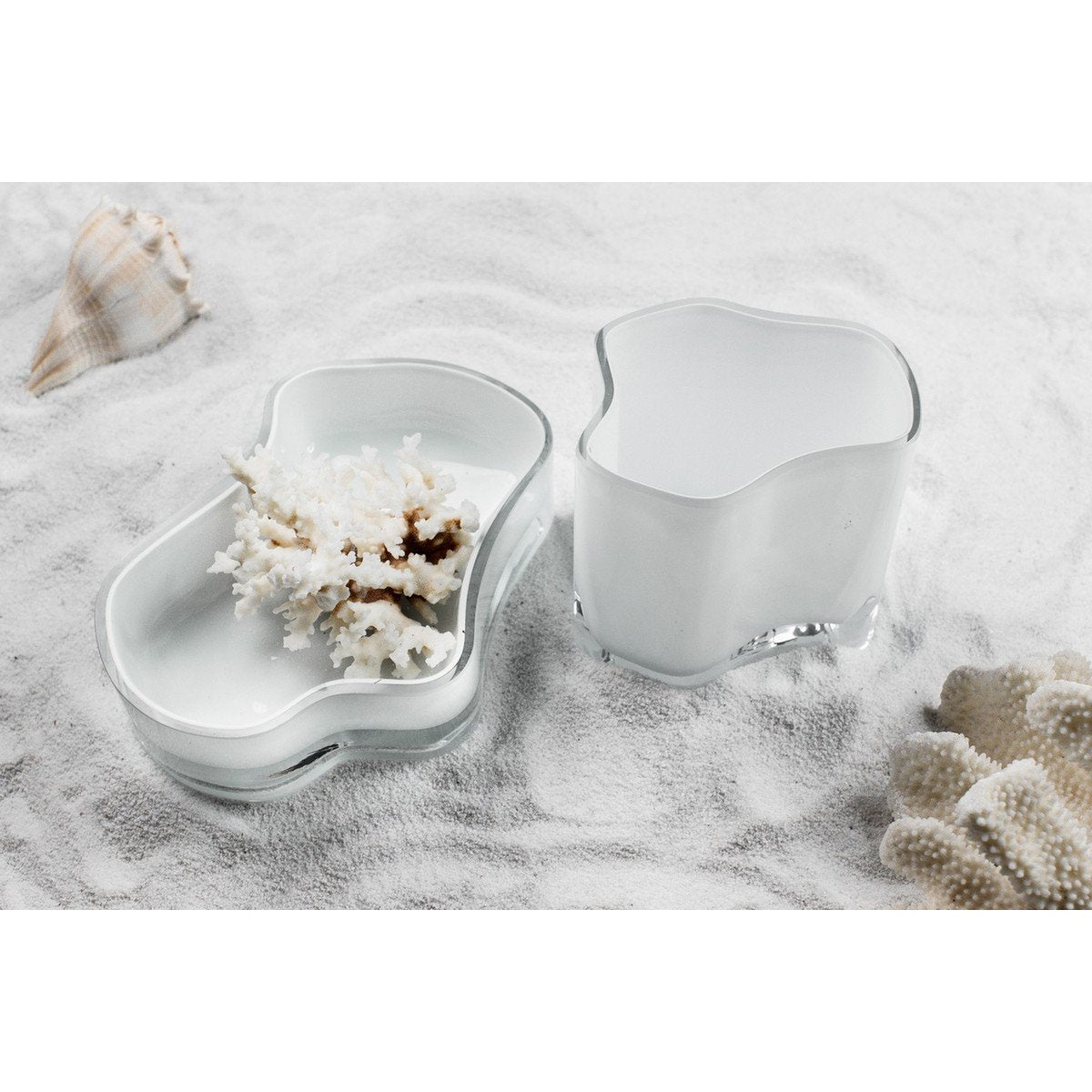 Element Accessories - Nieuwe moderne designvaas geïnspireerd op CORAL en Aalto, COR13WH