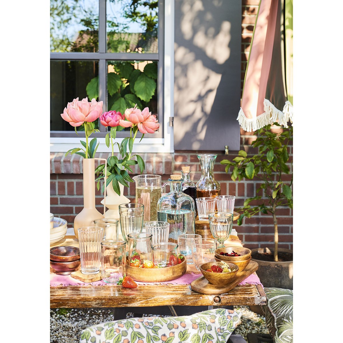 Mica Decorations - Tallo Taartplateau - H10 x Ø30 cm - 100% FSC Mangohout - Lichtbruin