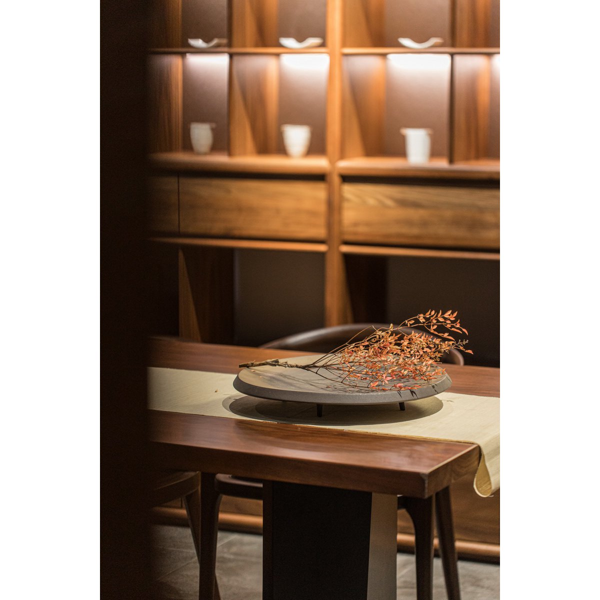 Element Accessories - New Modern keramiek high-end design bord East+West, OTA06BB