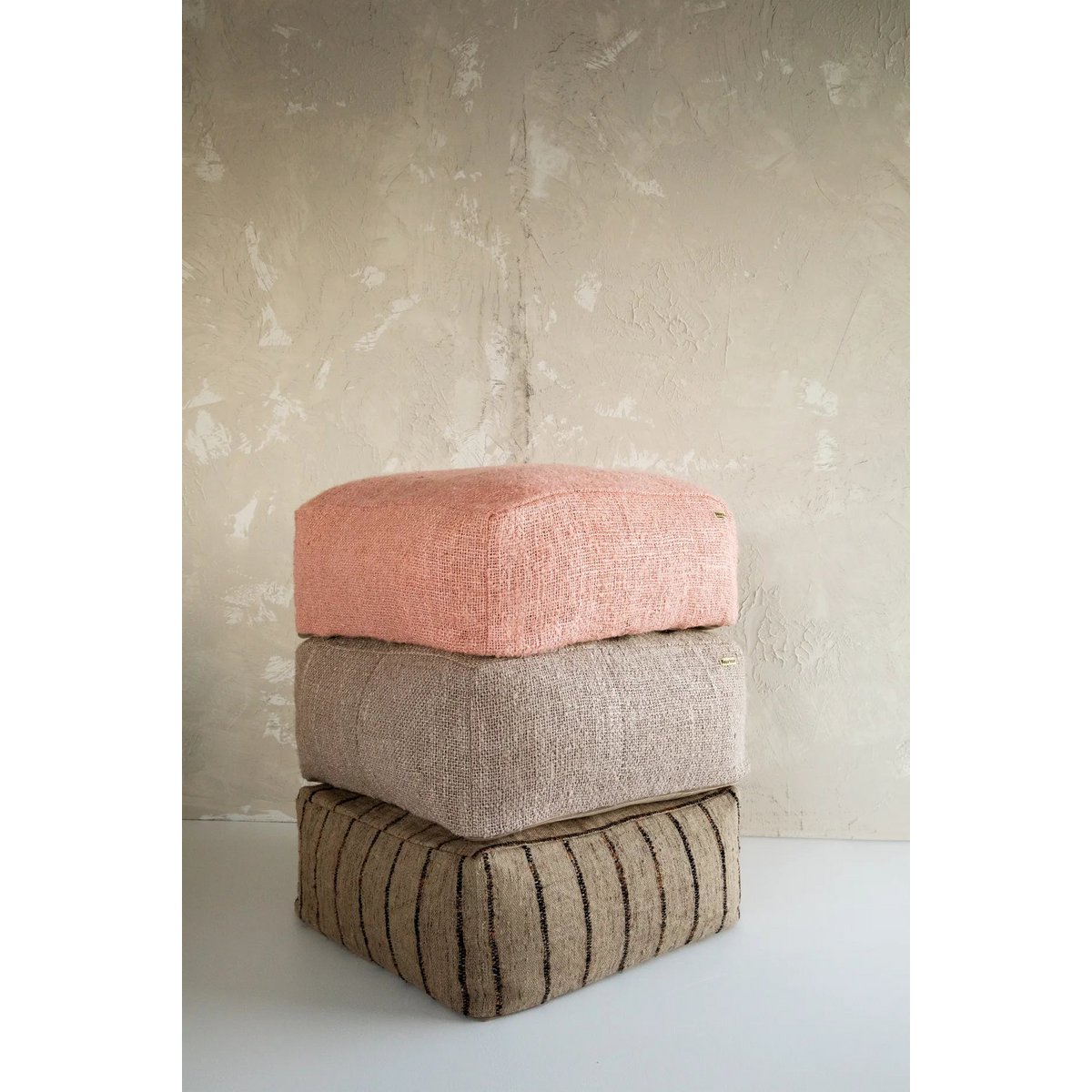 Bazar Bizar - Pouf 'Oh My Gee' (Beige Schwarz)