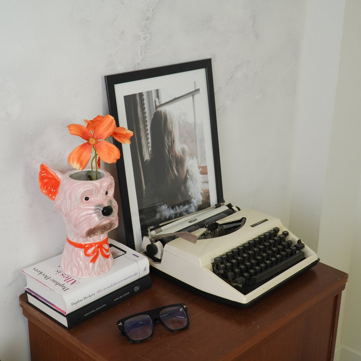 Housevitamin - Vaas bloemenvaas - hond - roze/oranje - 14,5x13x23,5 cm